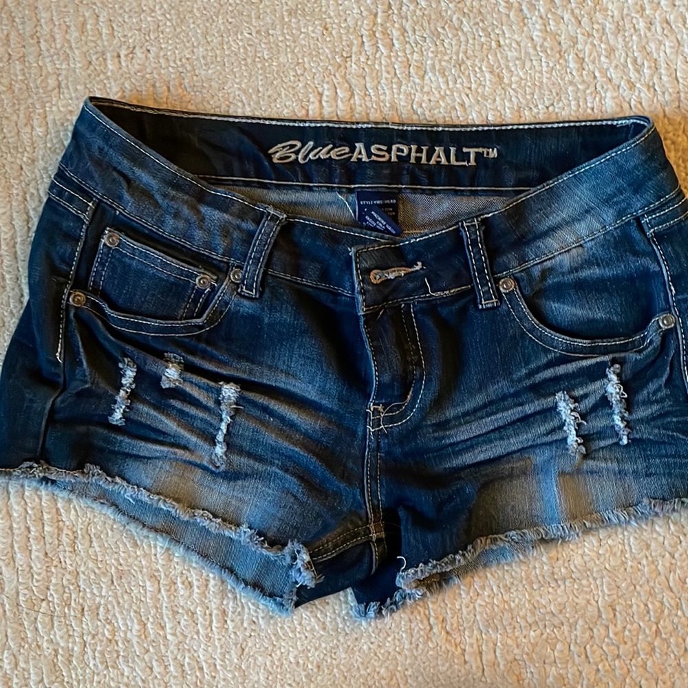 🌸Blue Asphalt shorts🌸